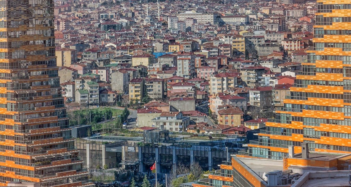 İhtiyaç, Tüketim, İsraf Denklemi, Meşruiyet ve İzafilik Ssorunu